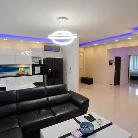 Elite Premium - Sauna, Klimatyzacja, Parking Podziemny ,200m Od Jeziora Niegocin ,plaza ,port, Centrum