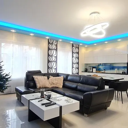 Elite Premium - Sauna, Klimatyzacja, Parking Podziemny ,200m Od Jeziora Niegocin ,plaza ,port, Centrum Apartment *